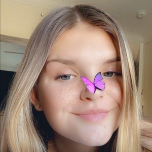 Meet your Posher, Macie